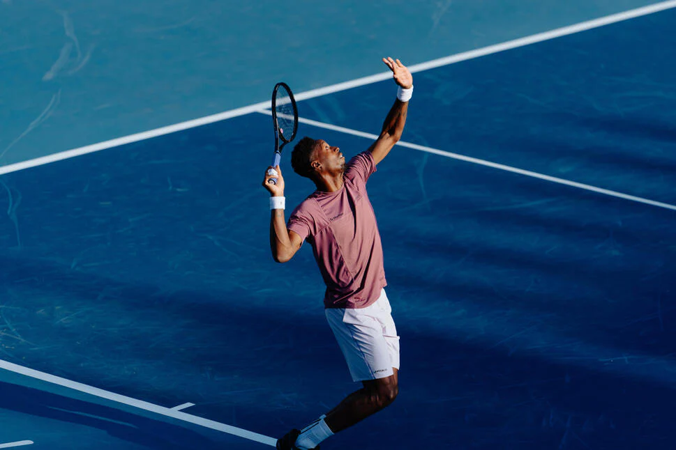 Tenis