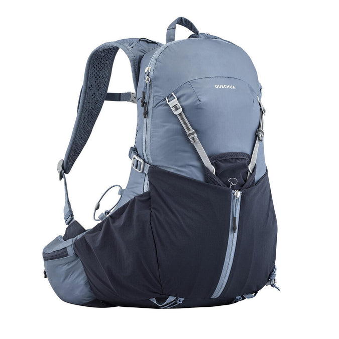 





Mochila de montaña y trekking ultraligera 17L Quechua FH500 con bolsa de agua, photo 1 of 7